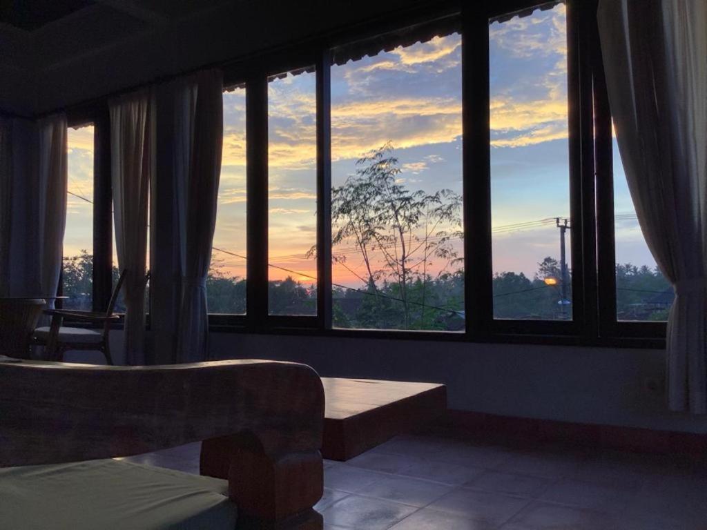 Matahari House Bed & Breakfast อูบุด ภายนอก รูปภาพ